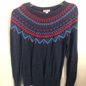 Target Sweater only worn once size Small
